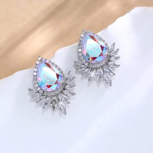 Waterdrop Shape Cubic Zirconia Stud Earrings: Luxury and Affordable Jewelry - Montreal Local Stock